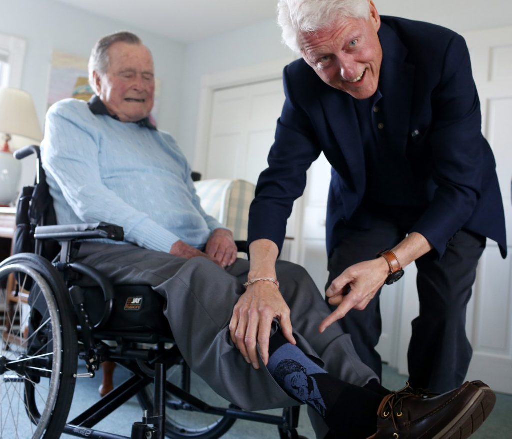Bill Clinton Pays a Visit to George HW Bush While Giving Him a Pair of Clinton Socks https://twitter.com/GeorgeHWBush/status/1011352833176850437 Credit: George H.W. Bush/Twitter